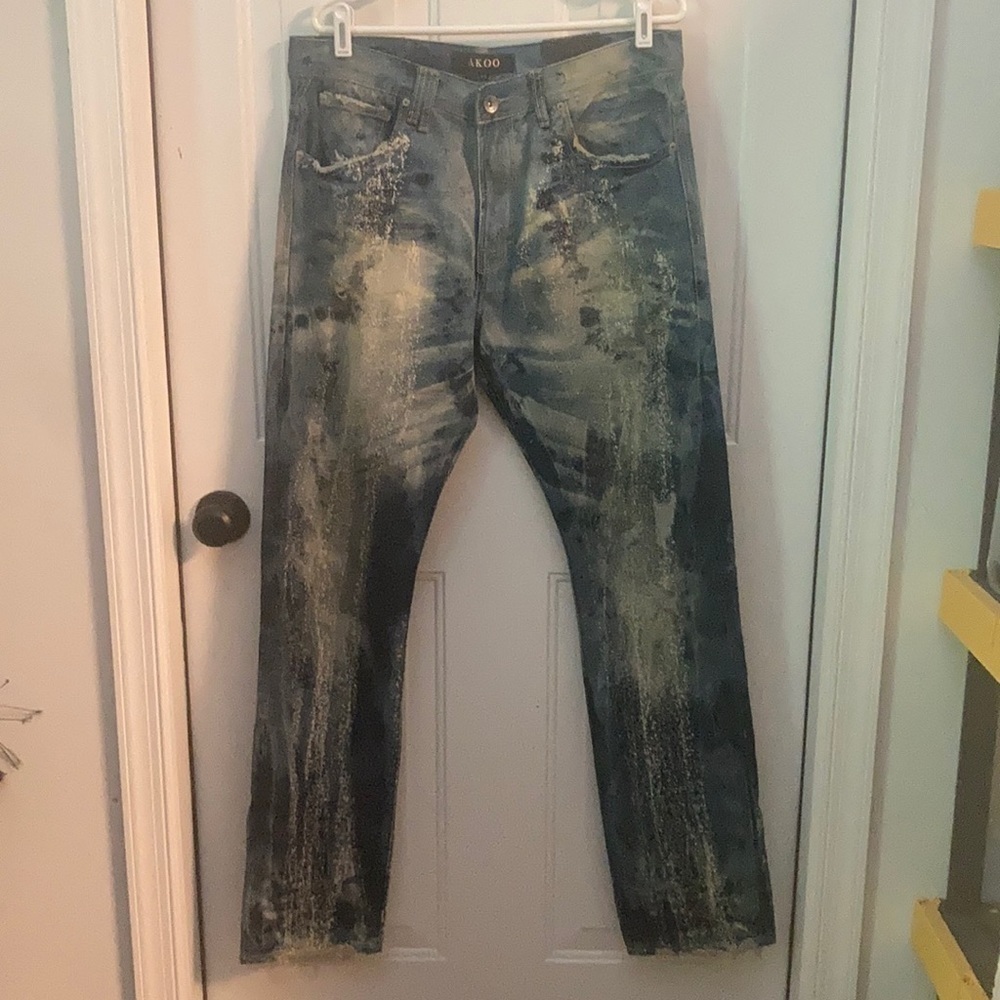 MEN’S Akoo jeans